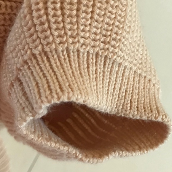 GENTLE FAWN TUCKER SWEATER - Picture 15 of 16
